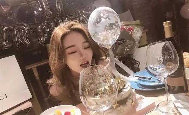  呼吁抖音“封殺”溫婉的那些人，像極了吃人的獸。